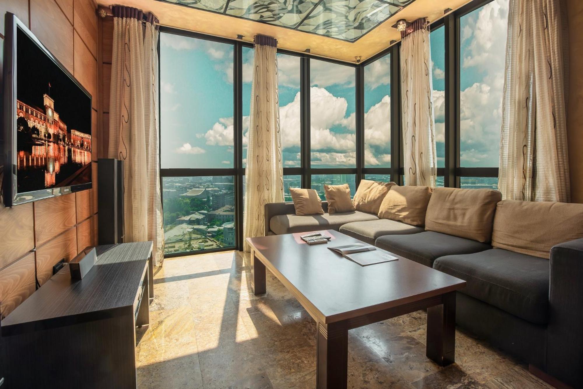 Stay Inn-Ararat View Apt Near Vernissage Erevan Exterior foto