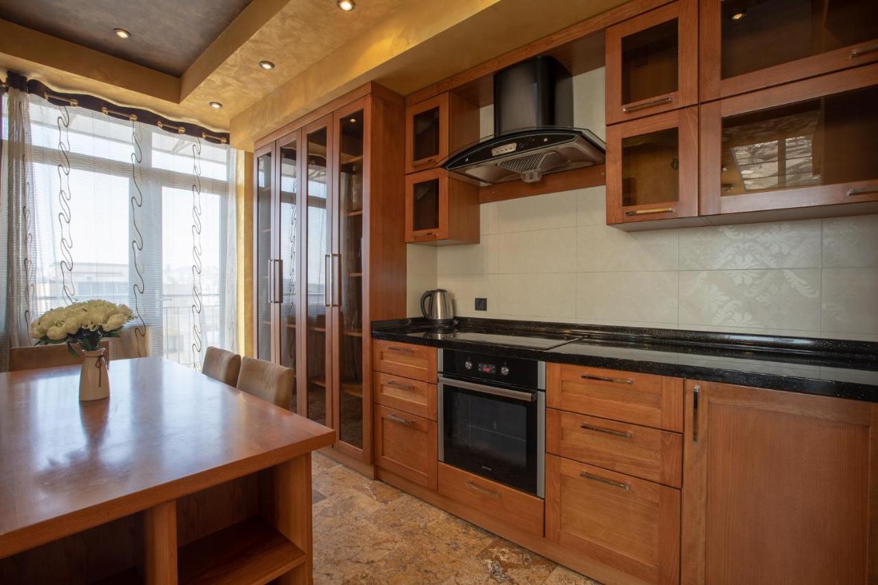 Stay Inn-Ararat View Apt Near Vernissage Erevan Exterior foto